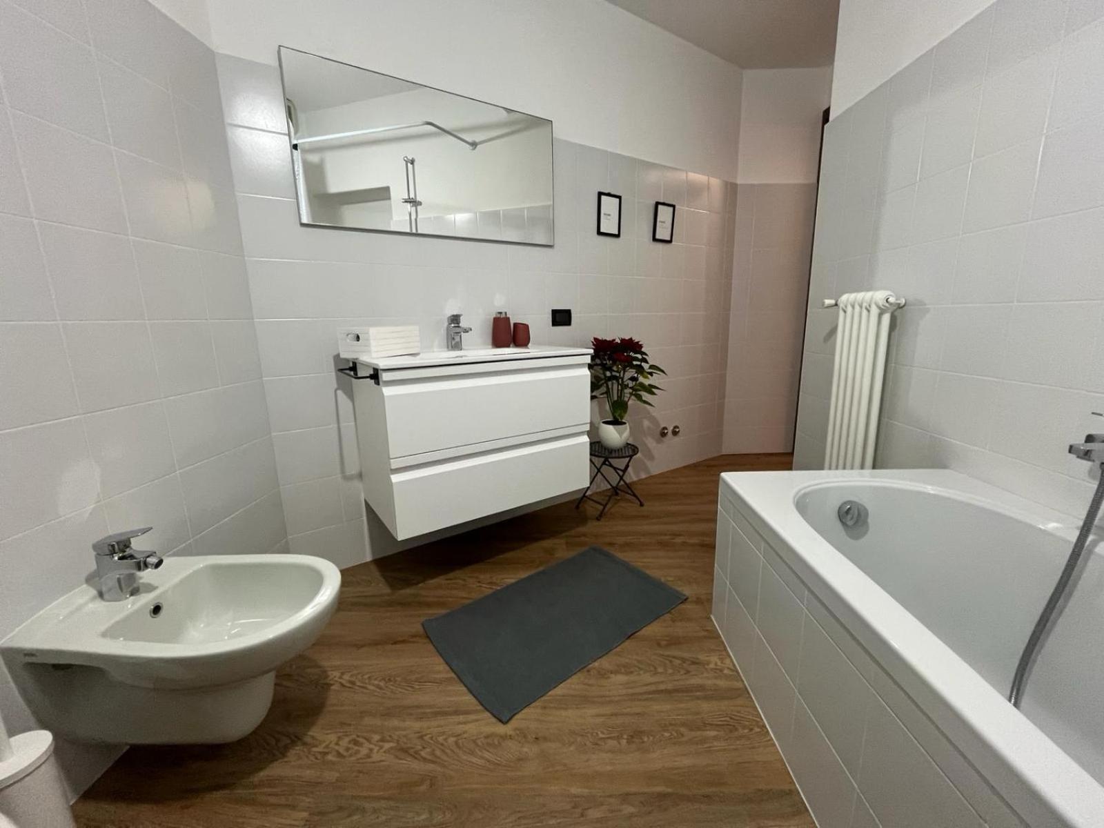 Apartamento Ophelia Leon Charme&Relax Bérgamo Exterior foto